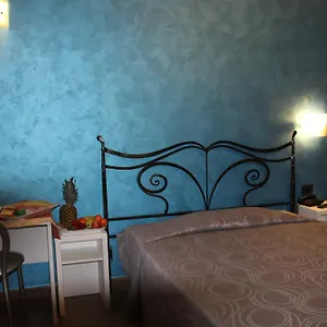 https://house-beatrice-milano.italymilanhotels.net